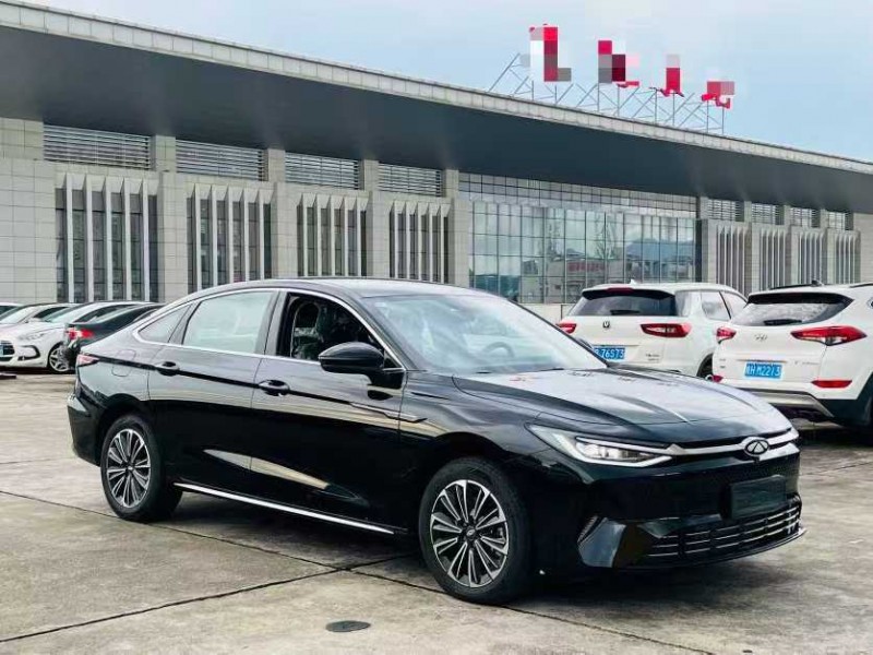 东莞25年奇瑞风云4