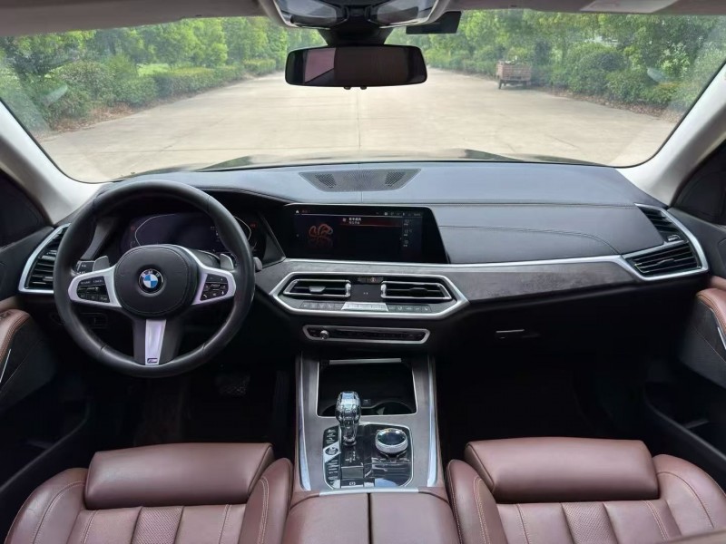 盐城19年宝马X56