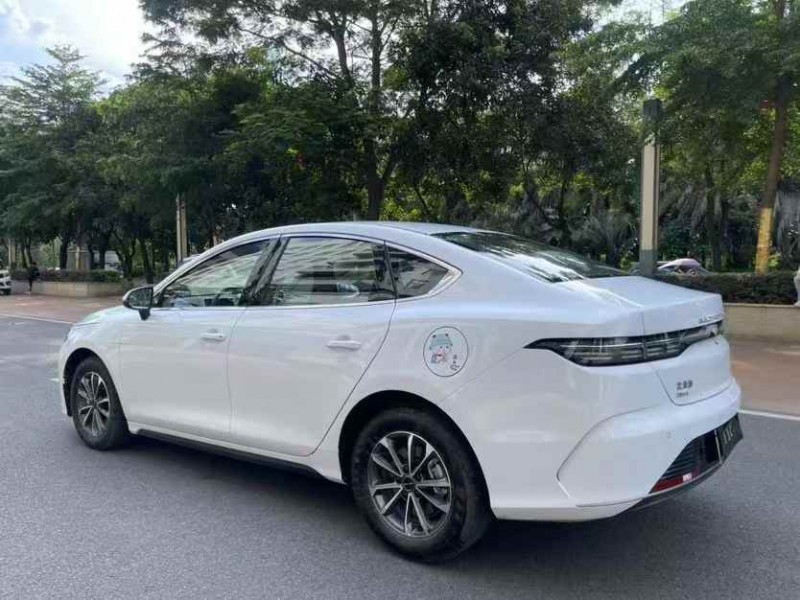 东莞24年比亚迪驱逐舰7