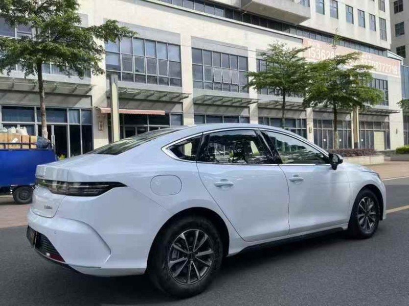 东莞24年比亚迪驱逐舰9