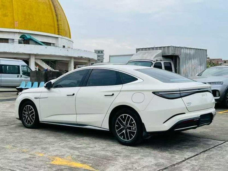 东莞24年比亚迪海豹8