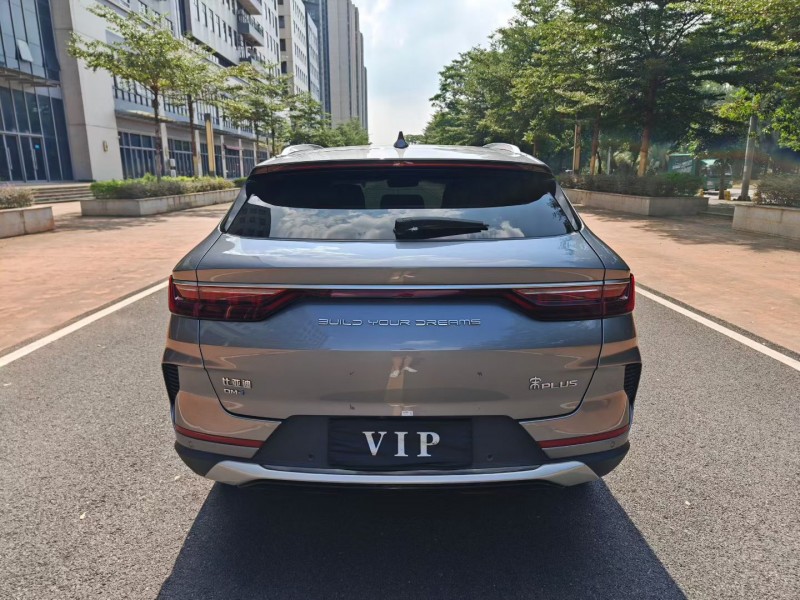 东莞22年比亚迪宋8