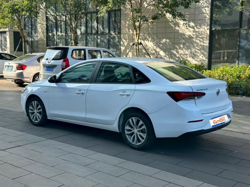 佛山20年别克英朗7