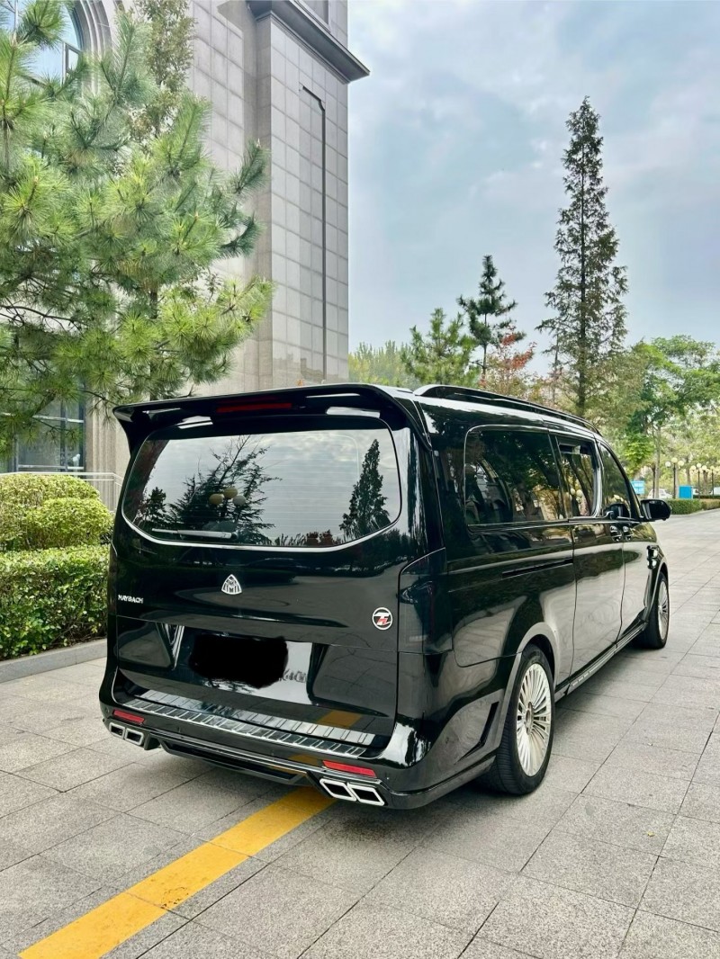 烟台22年奔驰威霆5