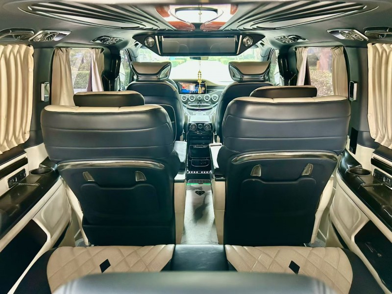 烟台22年奔驰威霆8