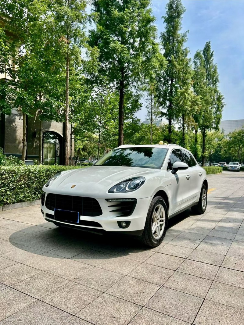 烟台16年保时捷Macan2