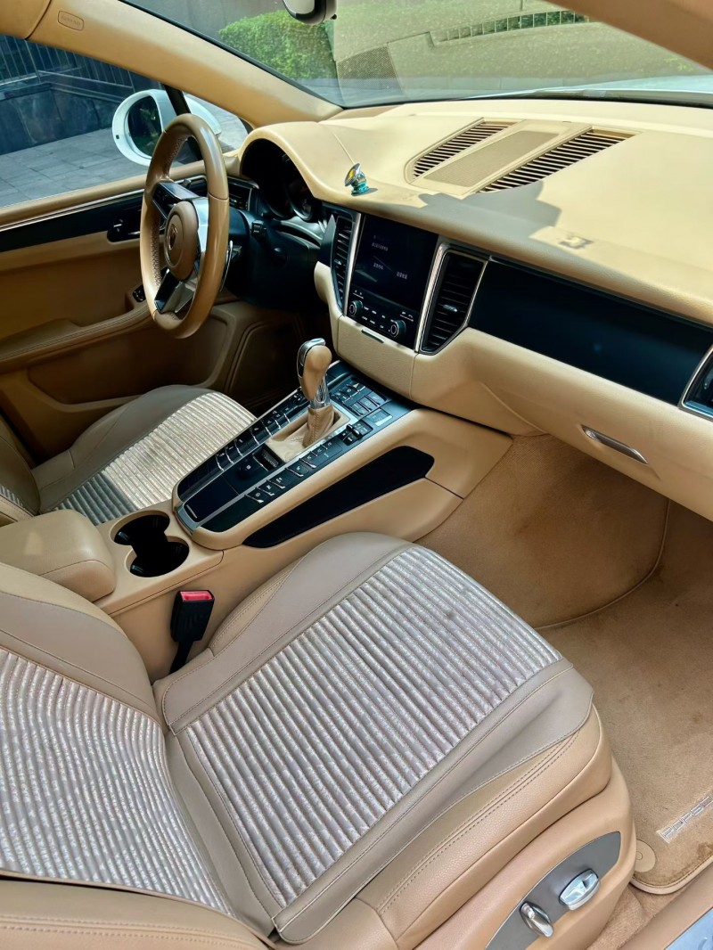 烟台16年保时捷Macan5