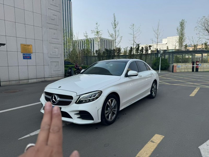 济南19年奔驰C2