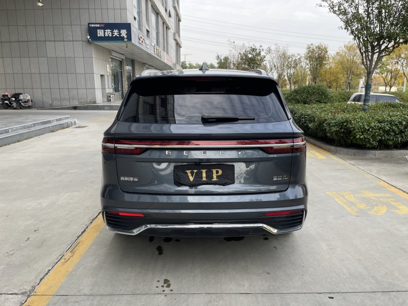 济宁24年吉利星越5