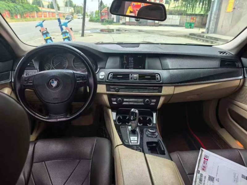 保定11年宝马5系6