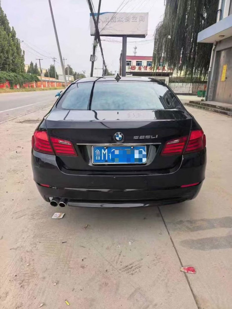 保定11年宝马5系9