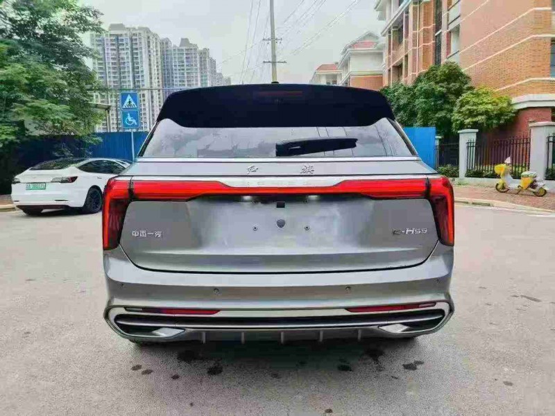 南宁21年红旗HS99