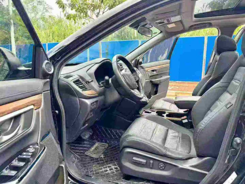 南宁22年本田CRV4