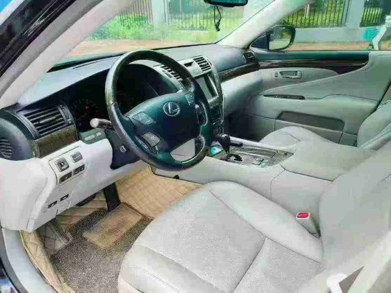 南宁07年雷克萨斯LS4