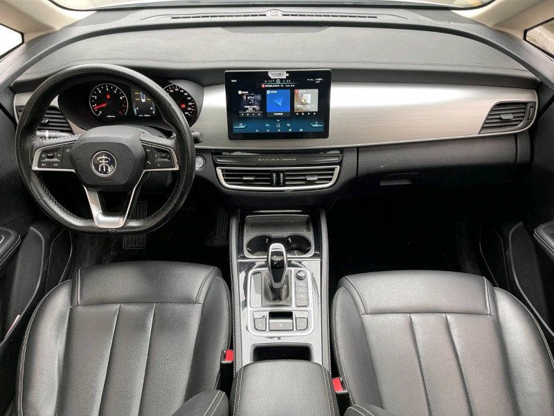 济宁21年比亚迪宋MAX6