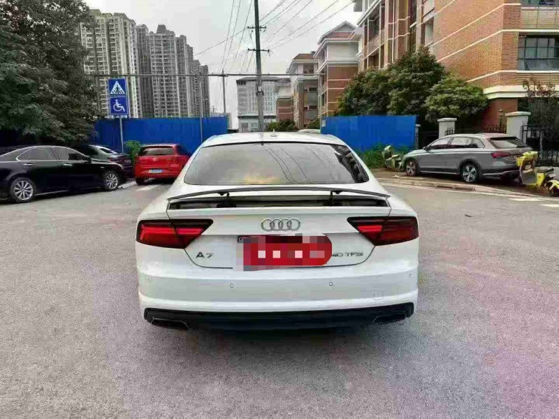 南宁17年奥迪A7L9