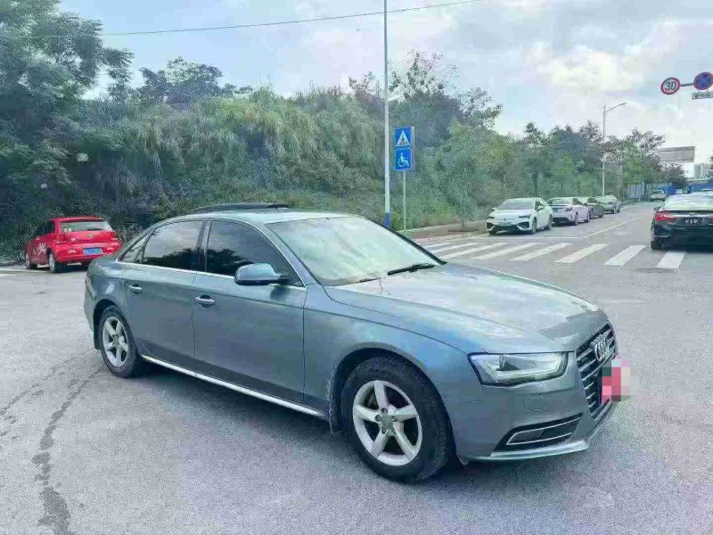 南宁16年奥迪A4L2