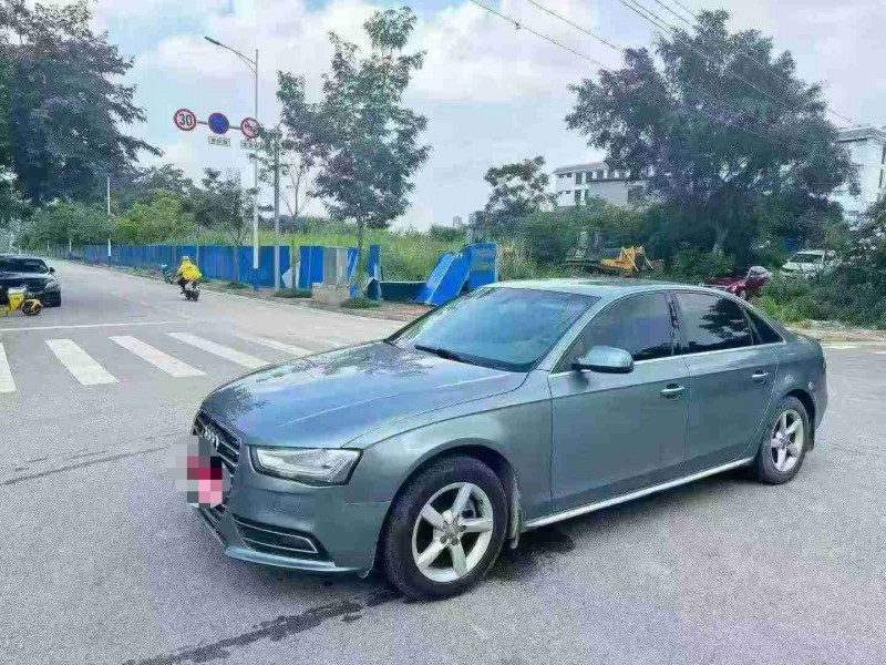 南宁16年奥迪A4L3