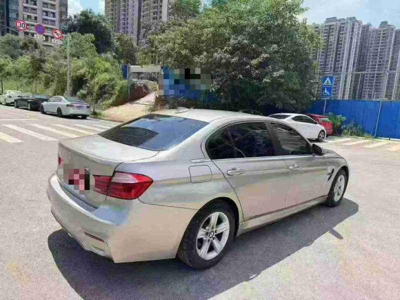 南宁16年宝马3系8