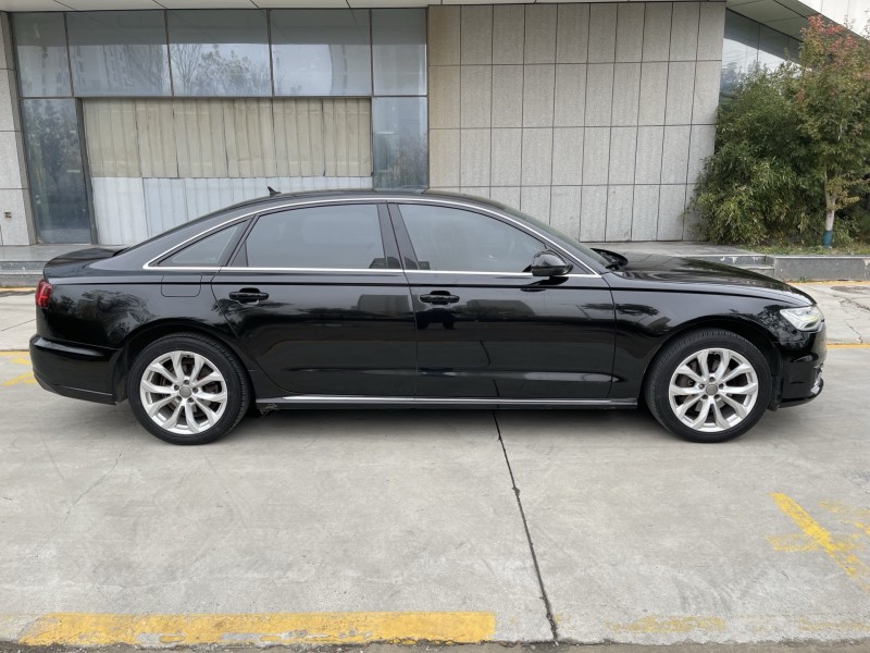 济宁16年奥迪A6L8