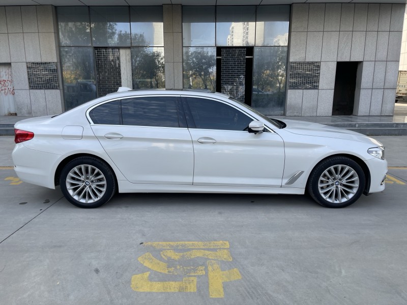 济宁19年宝马5系7