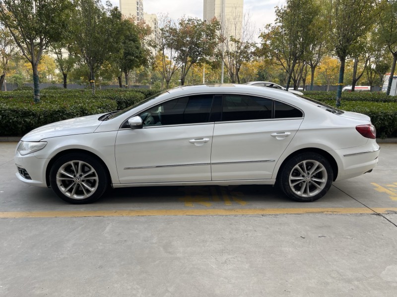 济宁11年大众CC8