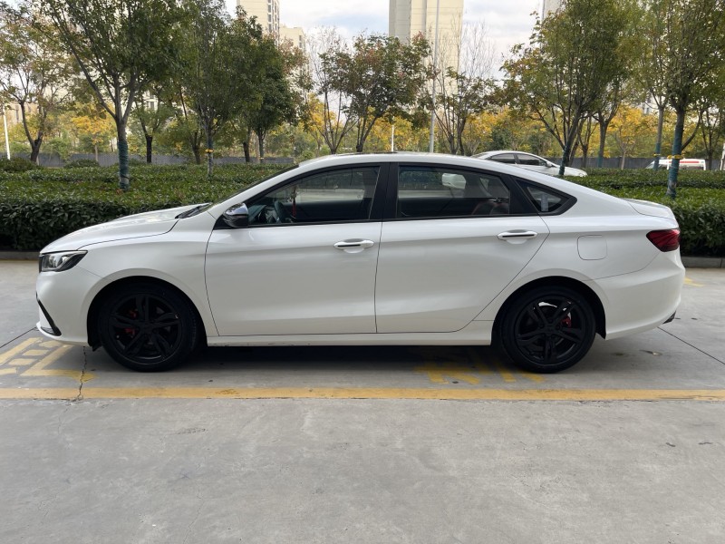 济宁21年吉利缤瑞6