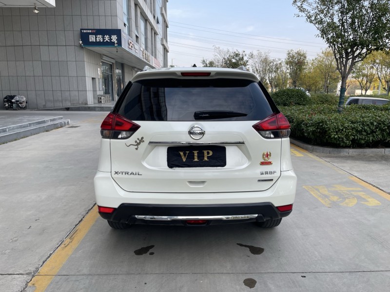 济宁20年日产奇骏9