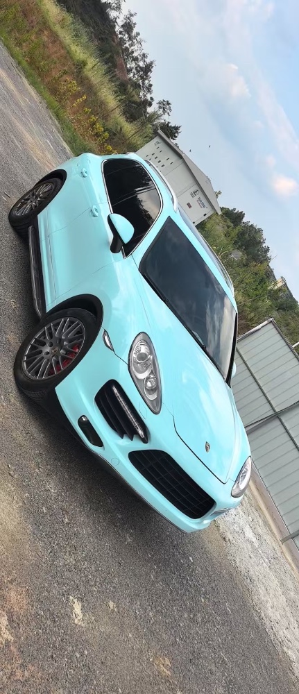 恩施13年保时捷卡宴2