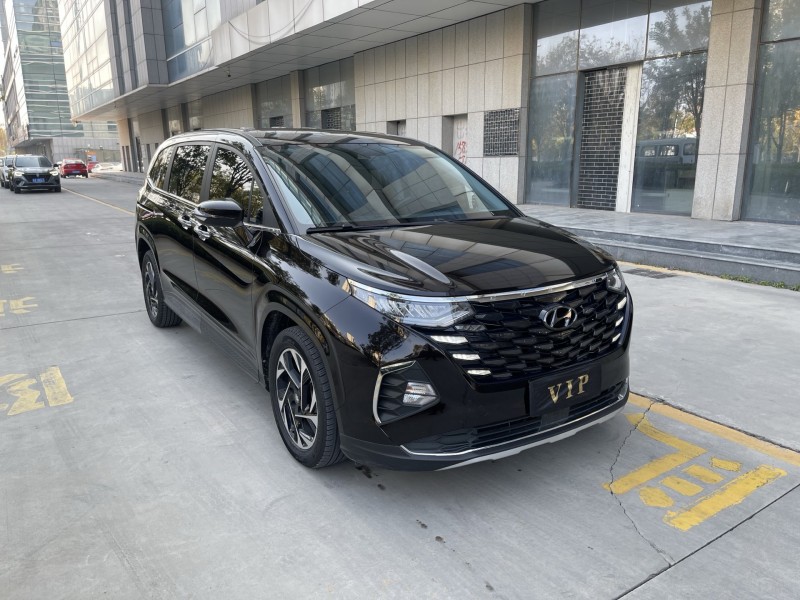 济宁23年现代库斯图2