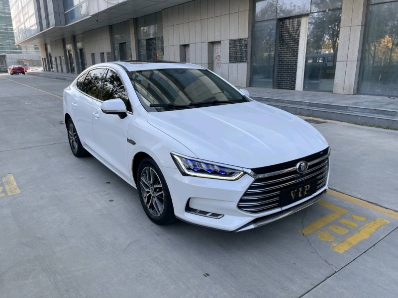 济宁19年比亚迪秦3