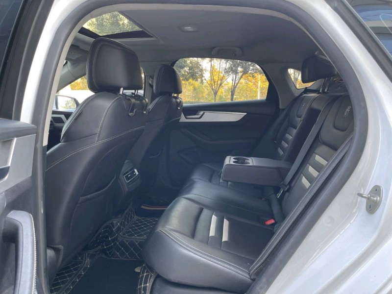 济宁19年比亚迪秦6