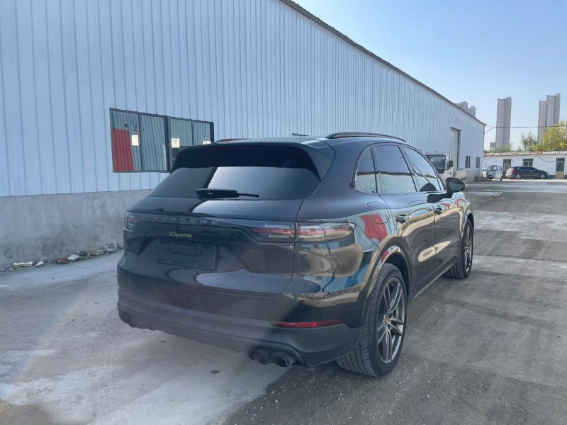 徐州23年保时捷卡宴5