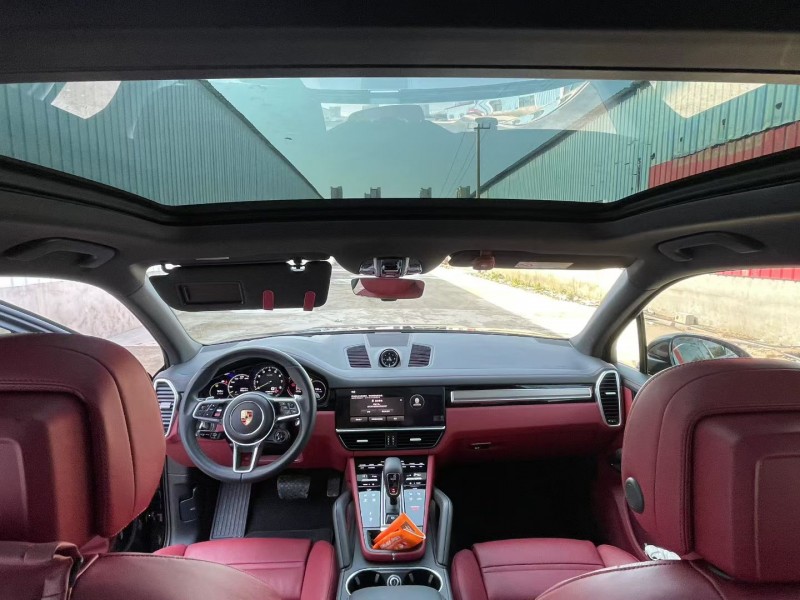 徐州23年保时捷卡宴8