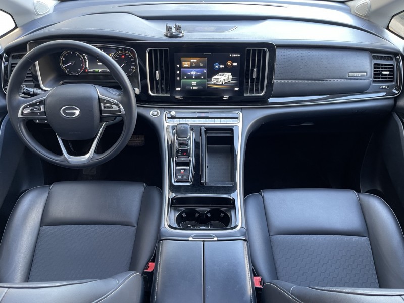 济宁22年传祺M85