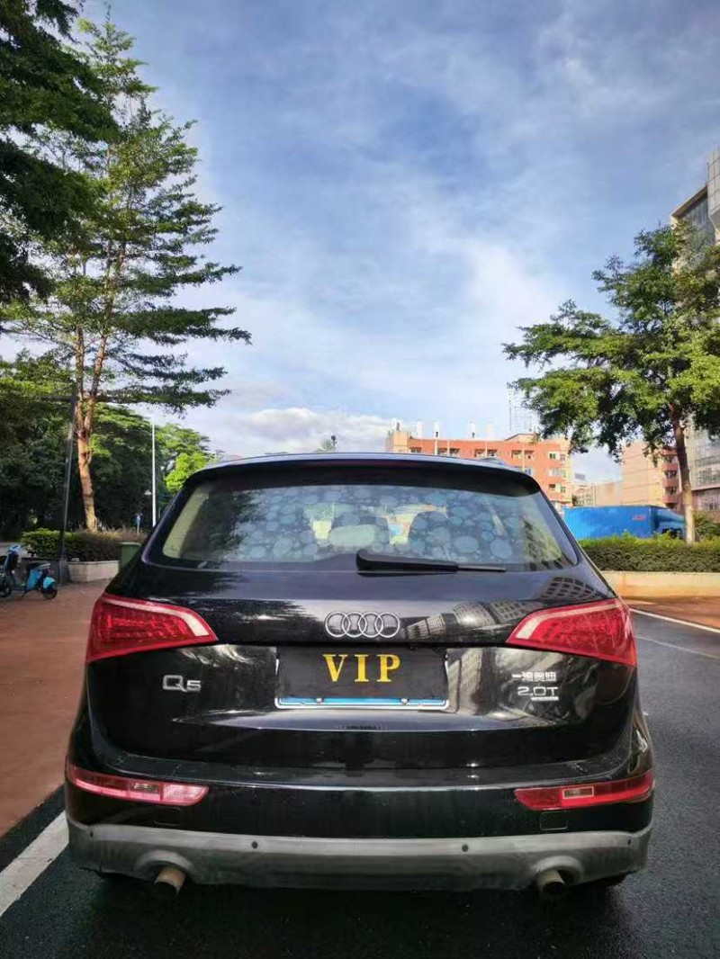 东莞12年奥迪Q54