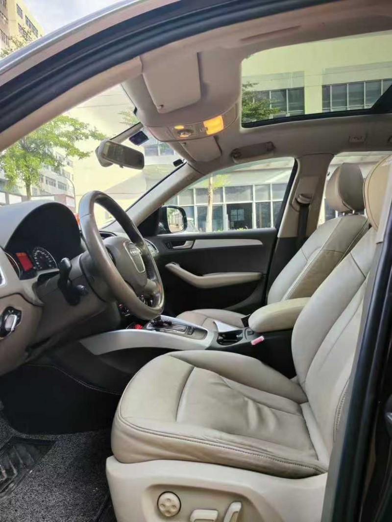 东莞12年奥迪Q59