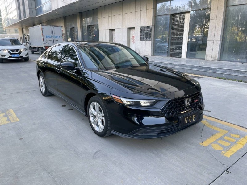 济宁24年本田雅阁4