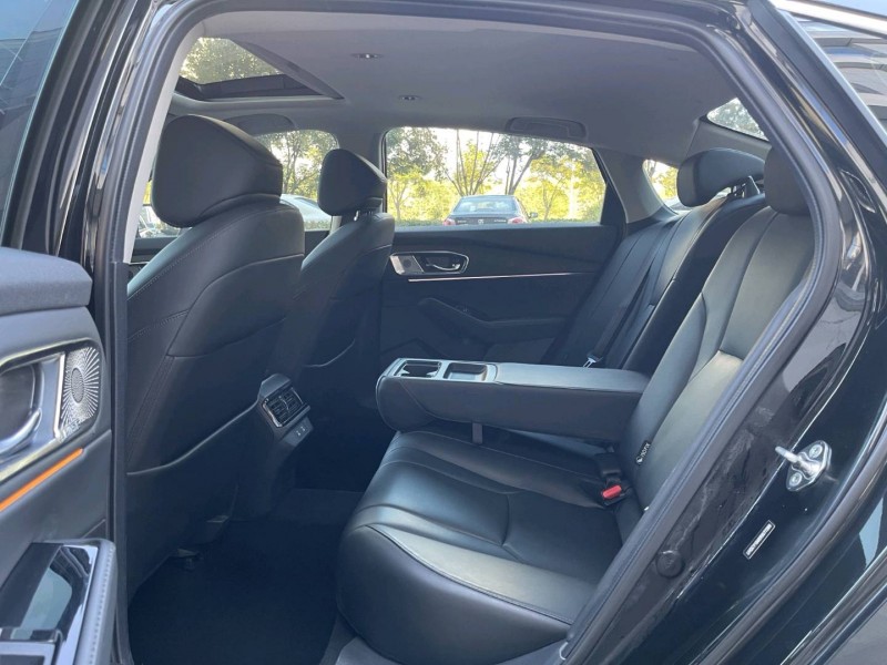 济宁24年本田雅阁6