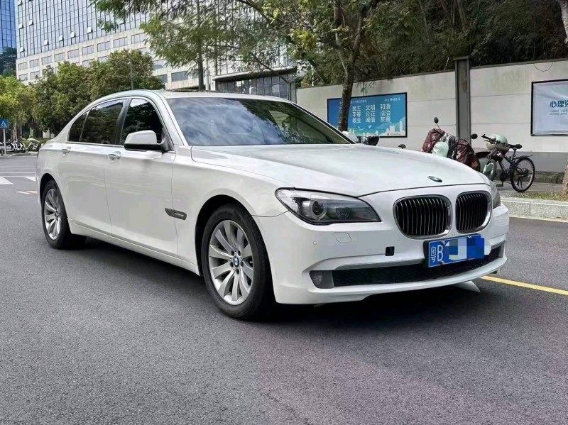 中山12年宝马7系3