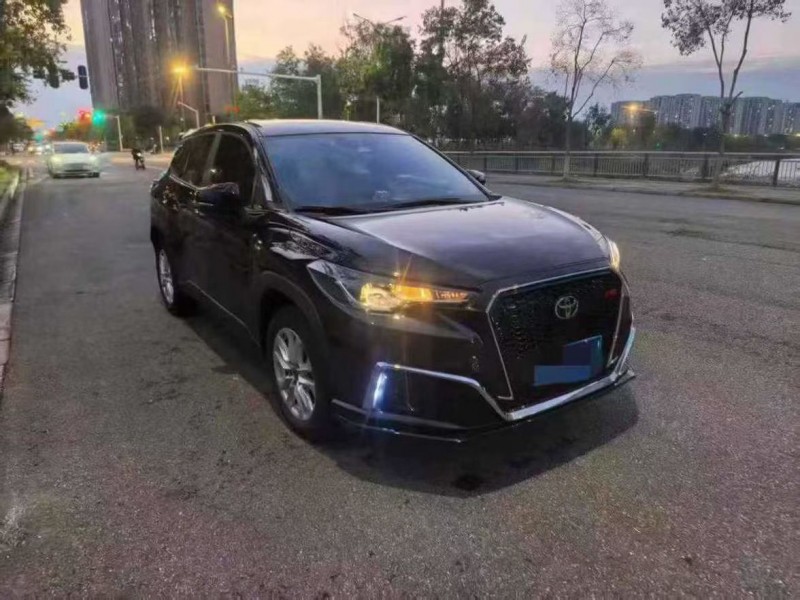 武汉25年丰田锐放2