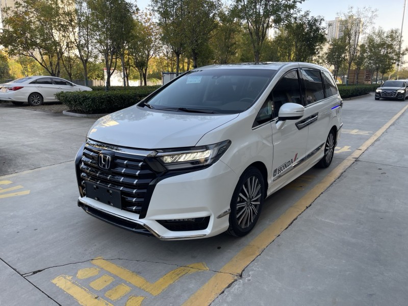 济宁22年本田艾力绅2