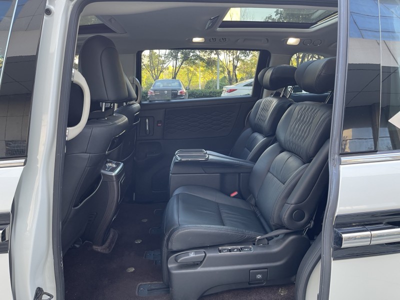 济宁22年本田艾力绅6