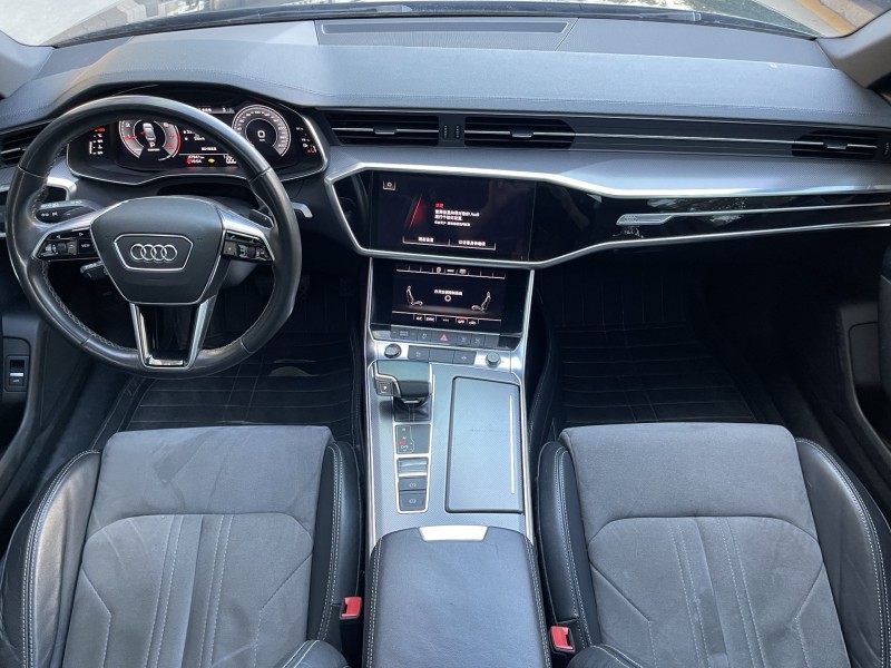 济宁22年奥迪A6L3