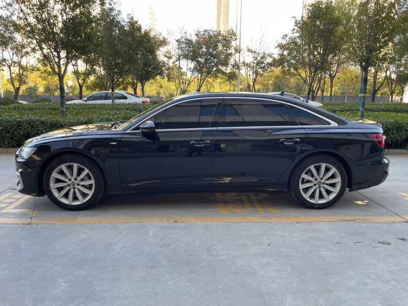 济宁22年奥迪A6L6