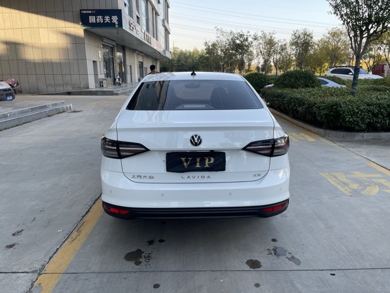 济宁23年大众朗逸9