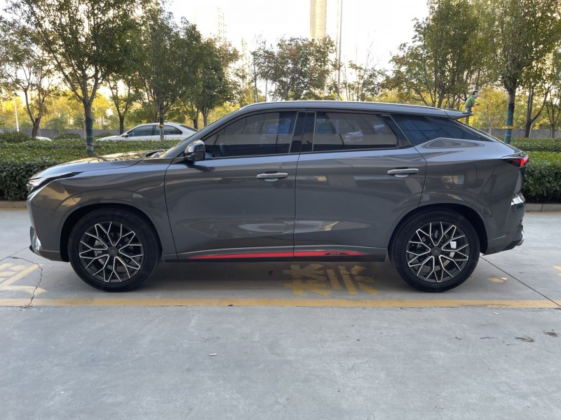 济宁24年长安汽车欧尚8