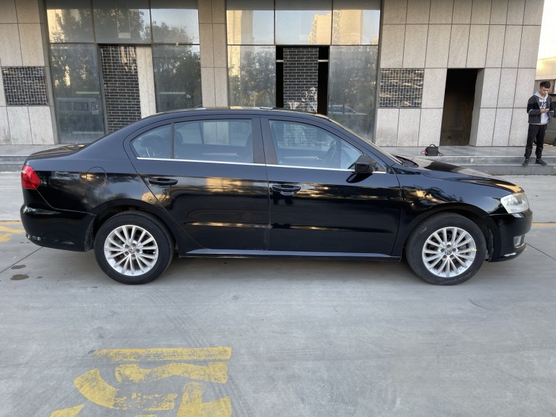 济宁13年大众朗逸7