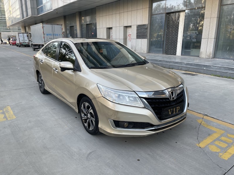 济宁16年本田凌派4