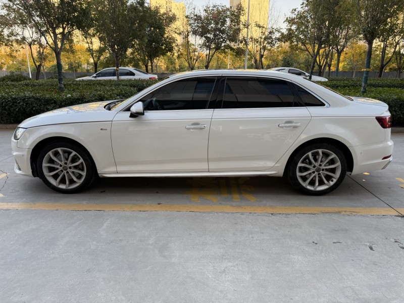 济宁19年奥迪A4L7